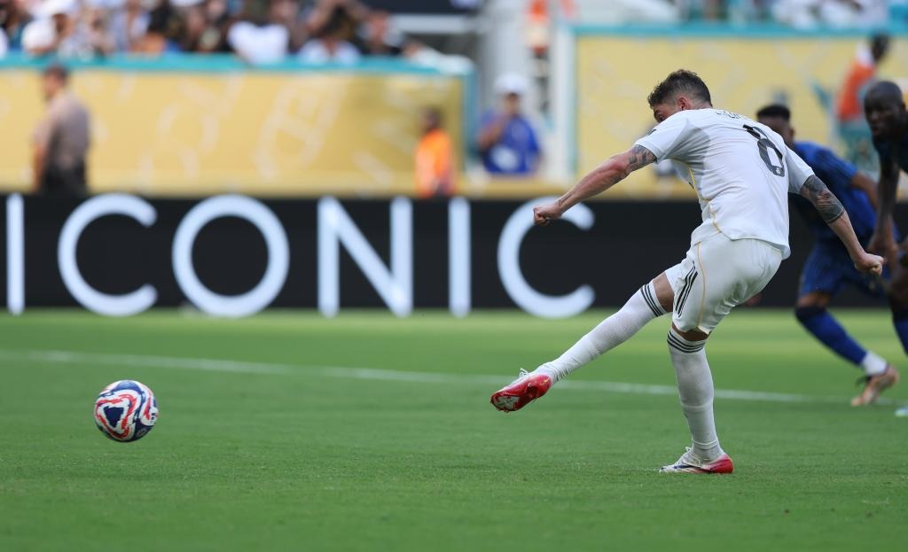 德州扑克新手被故事骗（德州扑克新手落入故事陷阱）